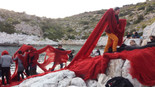 Cecilia Vicuña. Beach Ritual Performance. 2017. Performance view, near Athens, Greece, documenta 14, April 2017. Photo: Natalia Figueroa