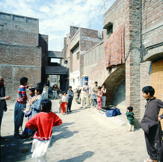 Yasmeen Lari. Anguri Bagh Housing, Lahore, Pakistan. 1972–73. Exterior view, c. 1980