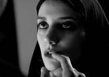 Dokhtari dar šab tanhâ be xâne miravad (A Girl Walks Home Alone at Night). 2014. USA. Written and directed by Ana Lily Amirpour. Courtesy of Kino Lorber,