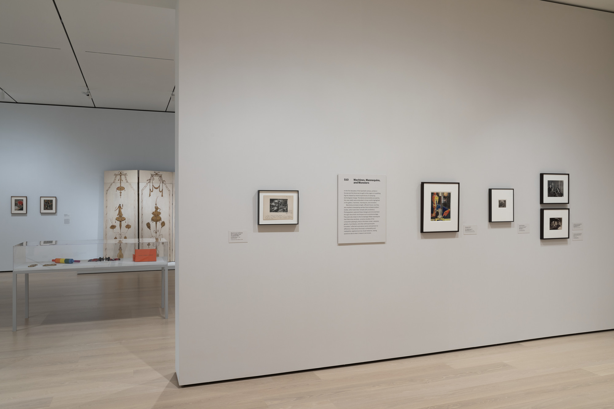 Installation view of the gallery 