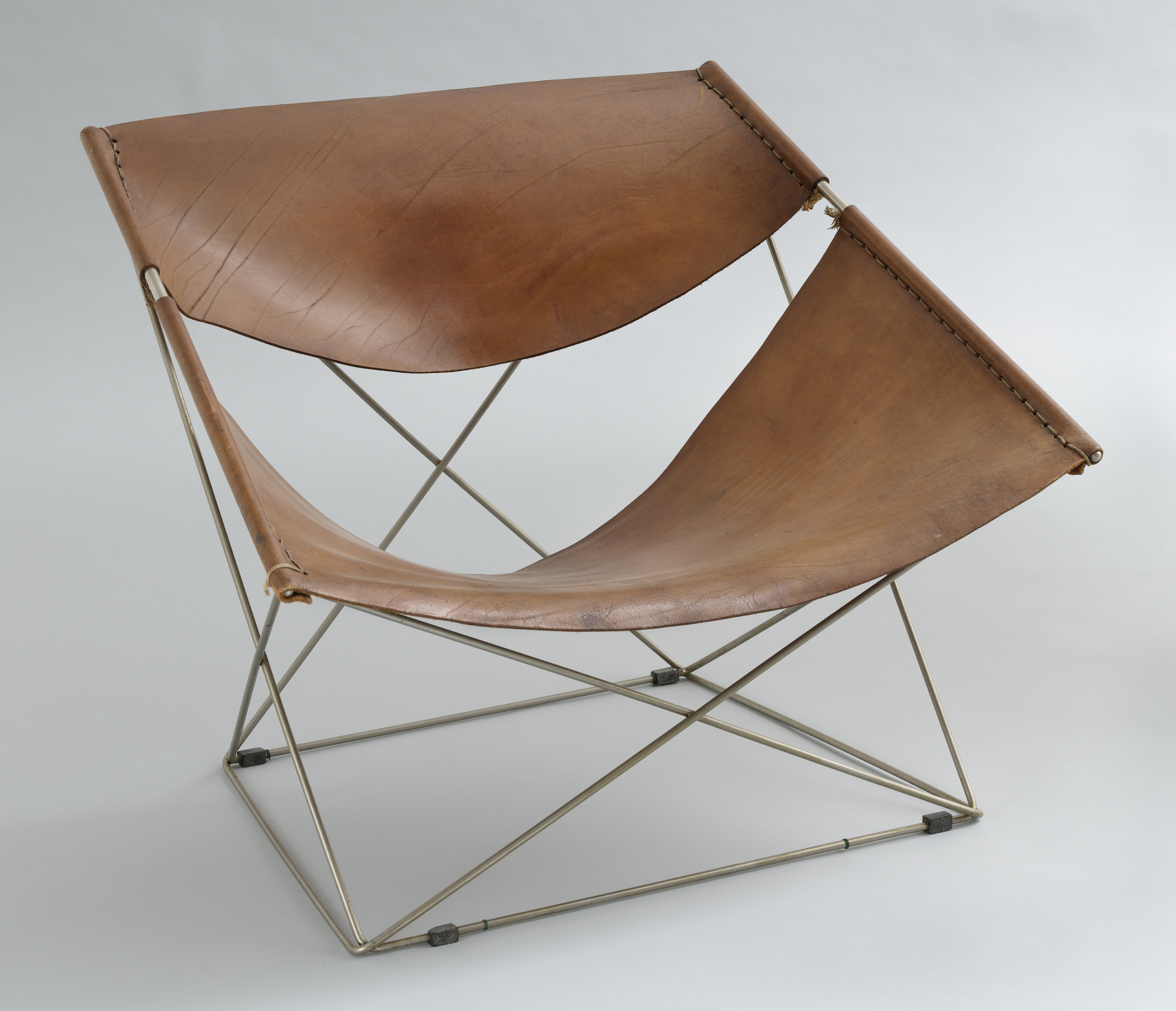 artifort butterfly chair