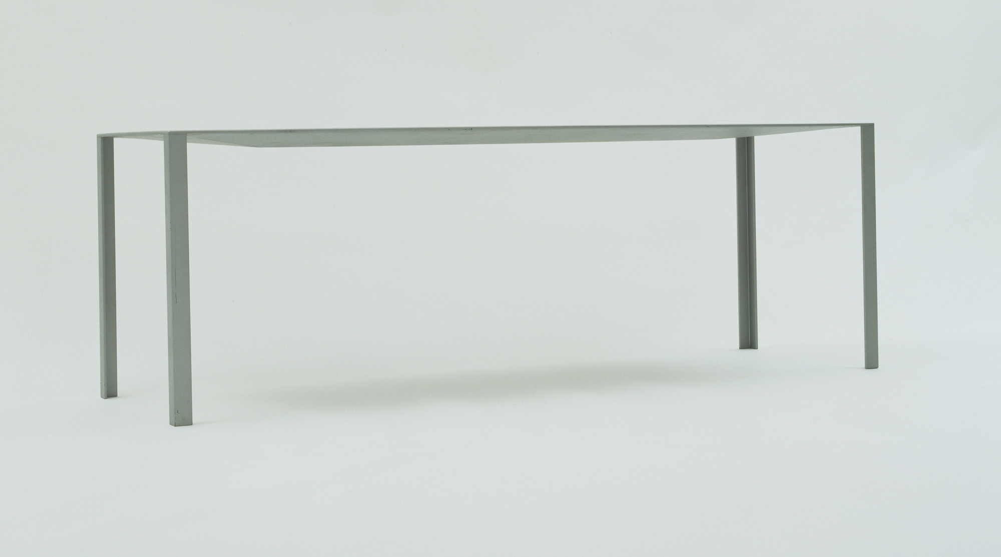 jean nouvel less table