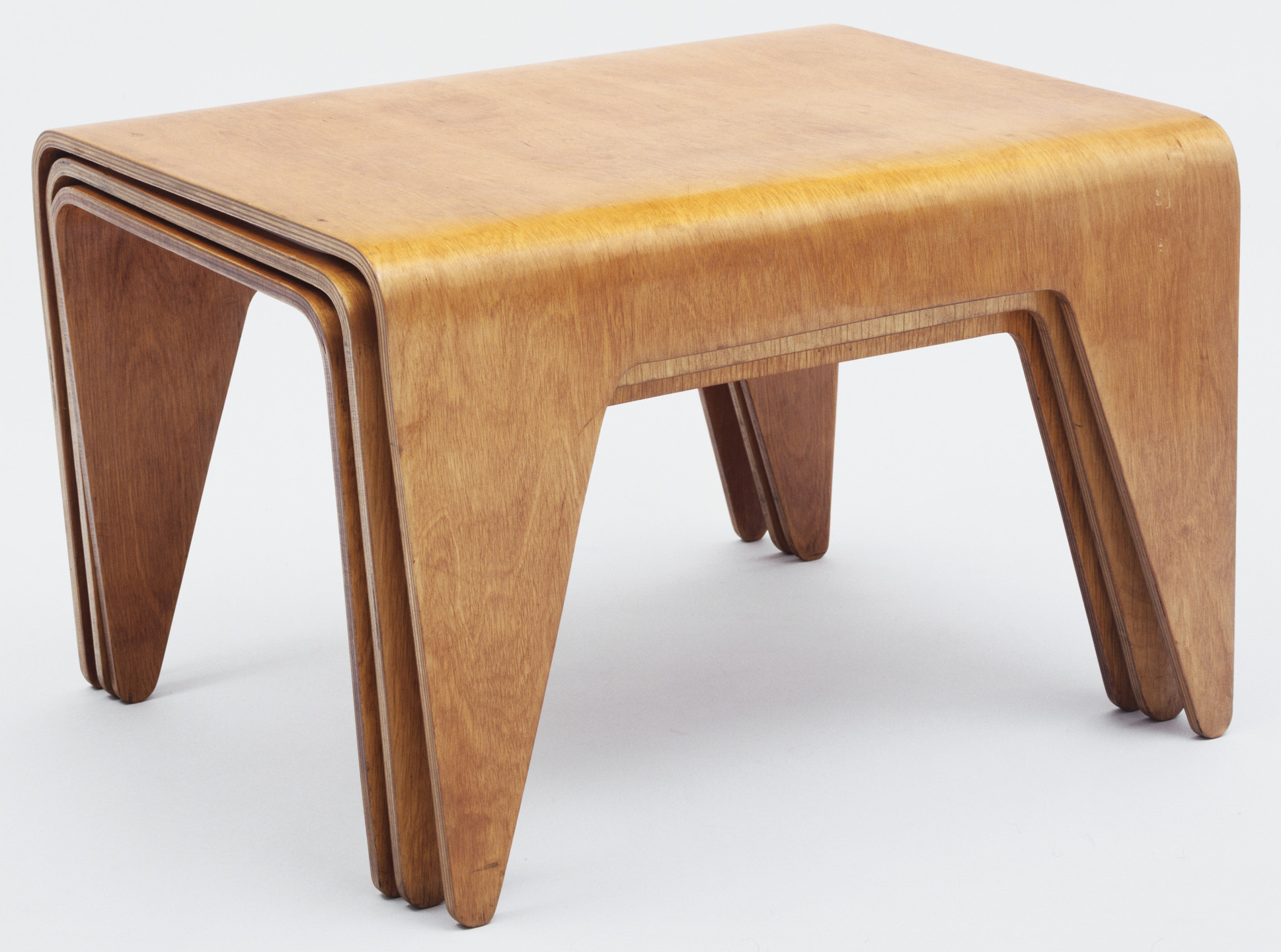 marcel breuer nesting tables