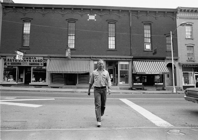 Ellsworth Kelly outside his studio, 13 Main Street, Chatham, 1970