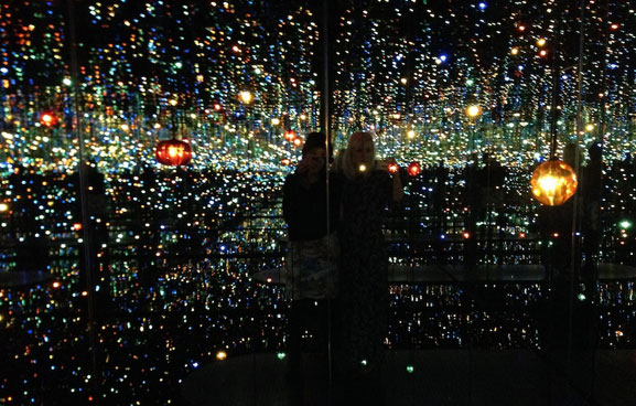 Yayoi Kusama. Infinity Mirrored Room — The Souls of Millions of Light Years Away. David Zwirner Gallery, 2013. Photo by Cindy Yeh
