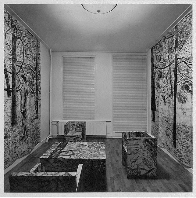 The Tuileries. 1974. Charcoal on paper sculpture. Installation view, Willemsparkewg 36 (upstairs room), Amsterdam, 1974. © 2015 Stichting Fotoarchief Cor van Weele, The Hague