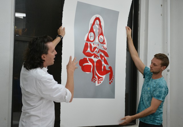 McGinness and Hougen show a print in progress