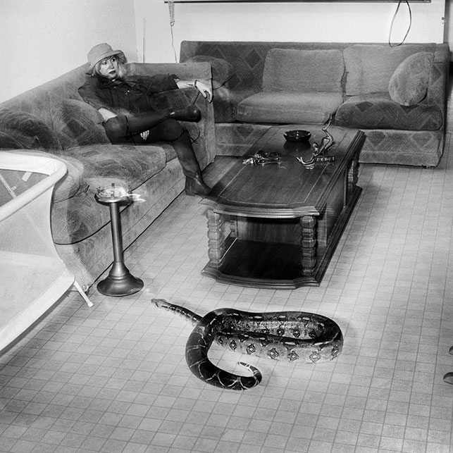 Rosalind Fox Solomon. Snake. 1992. Collection Richard andBonnie Grosbard. © Rosalind Fox Solomon
