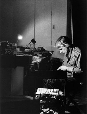 David Tudor performing at The Kitchen, New York, 1978. Photo © 1978 Stan Ries 